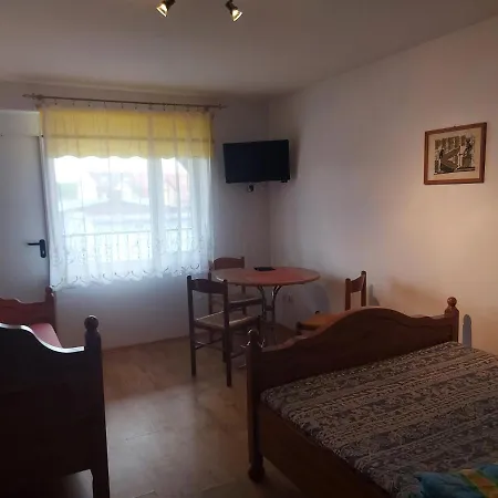 Pokoje Goscinne Tomasz Międzywodzie Exteriér fotografie