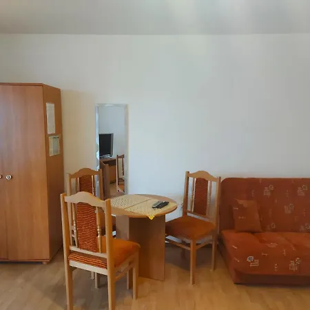 Pokoje Goscinne Tomasz Międzywodzie Exteriér fotografie