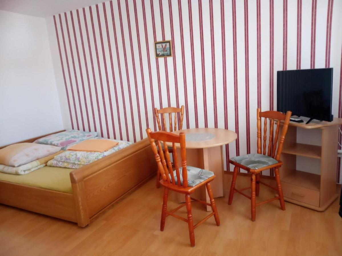 Goscinne Tomasz Homestay Miedzywodzie